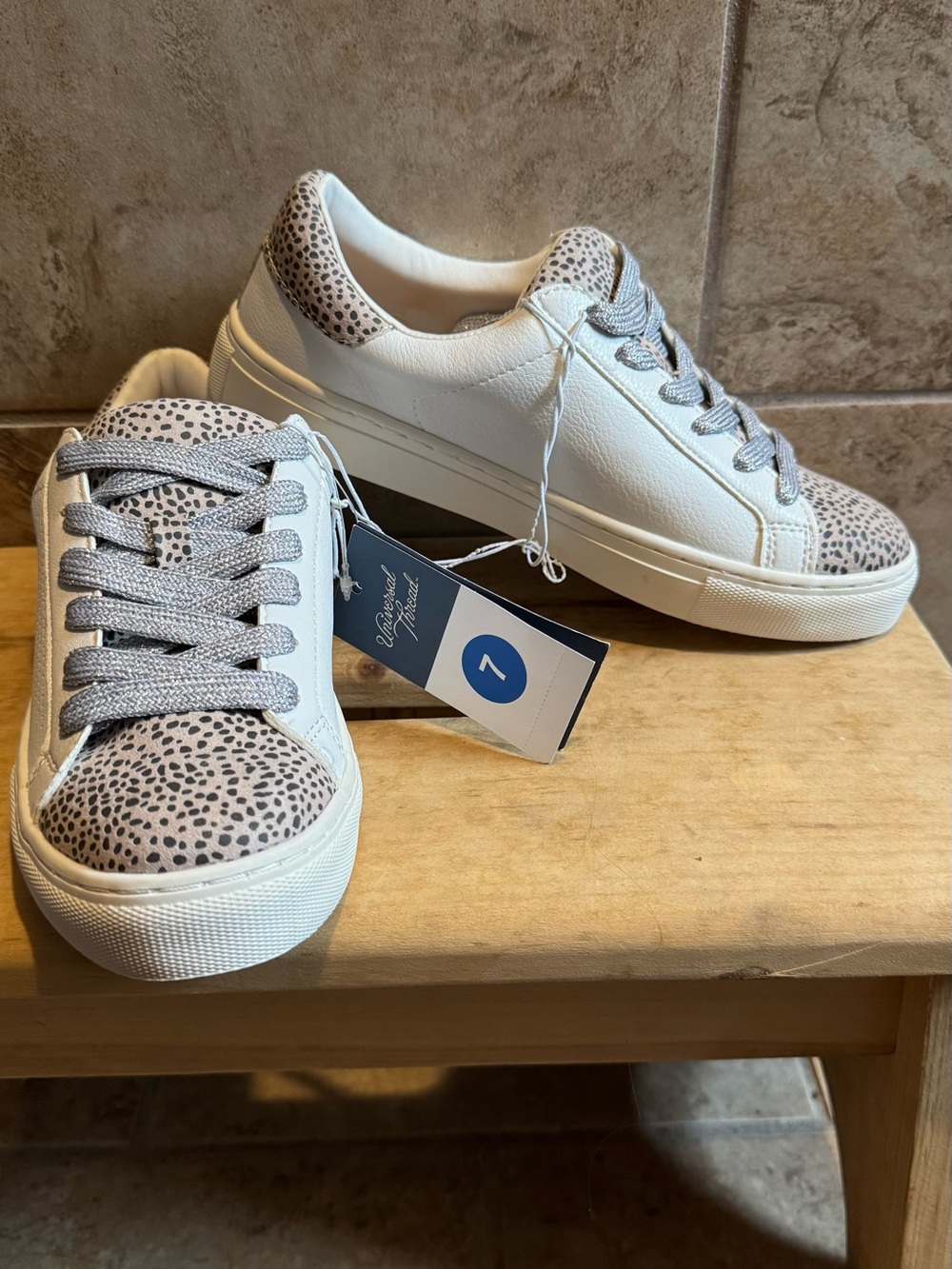 Universal Thread White Sneakers with Speckled Accents
